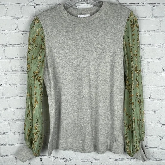 CURRENT AIR gray knit top with floral lightweight balloon sleeves, size S - Picture 2 of 16